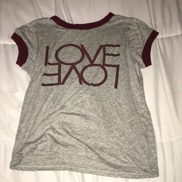 Forever 21 Tops - Forever 21 T-Shirt